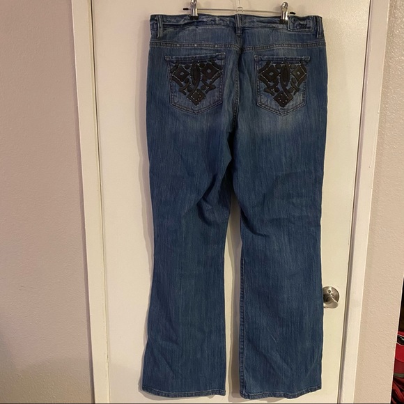 Code Blue Medium Wash Bootcut Flare Jeans Distress - Picture 6 of 9
